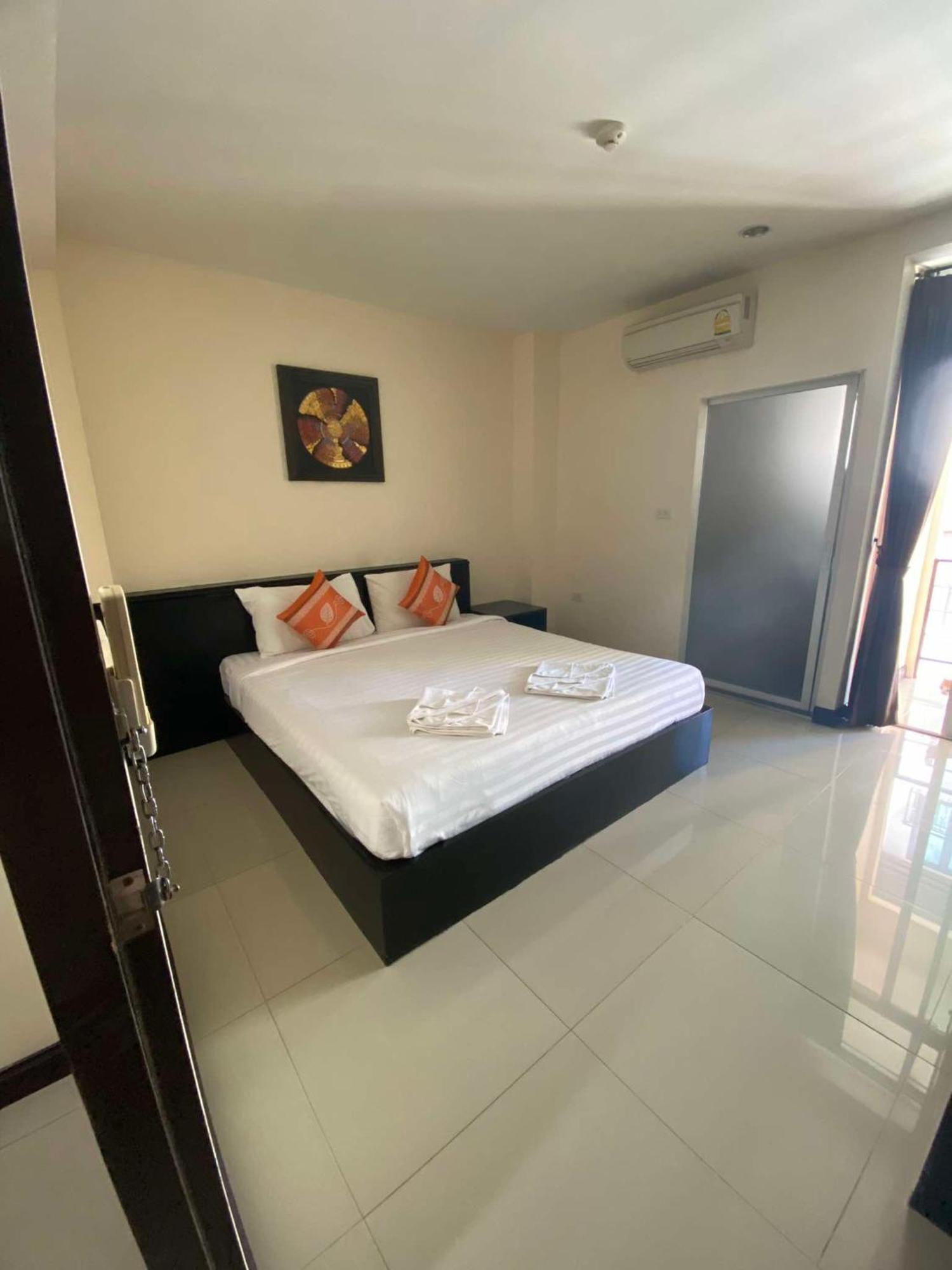 The Elegant Hotel Patong