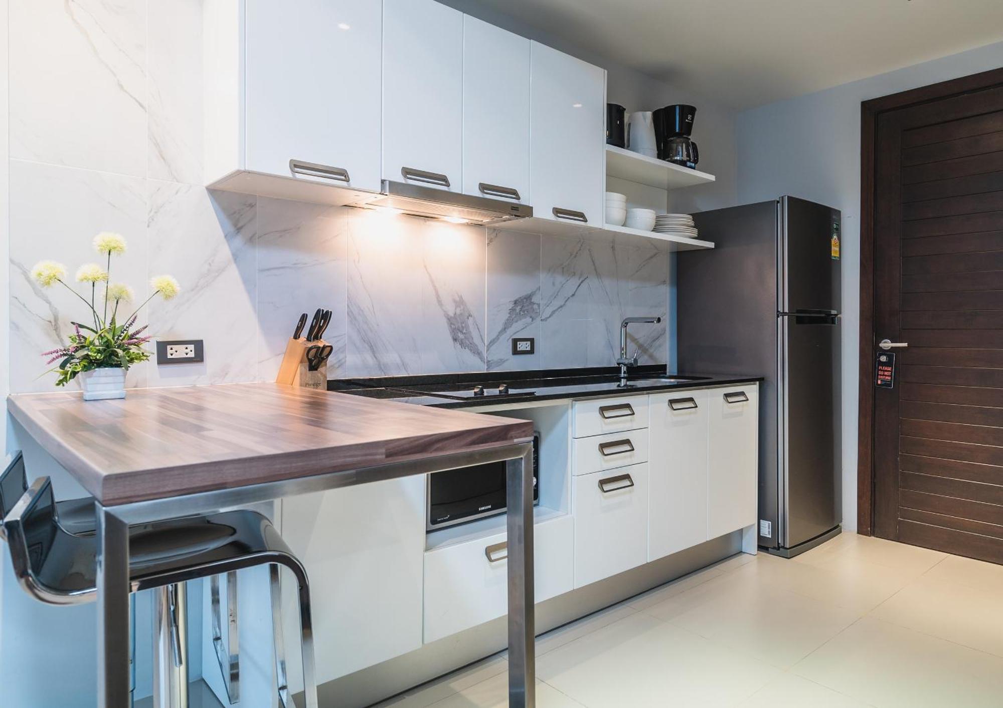 Apartment Private At Emerald Terrace Patong