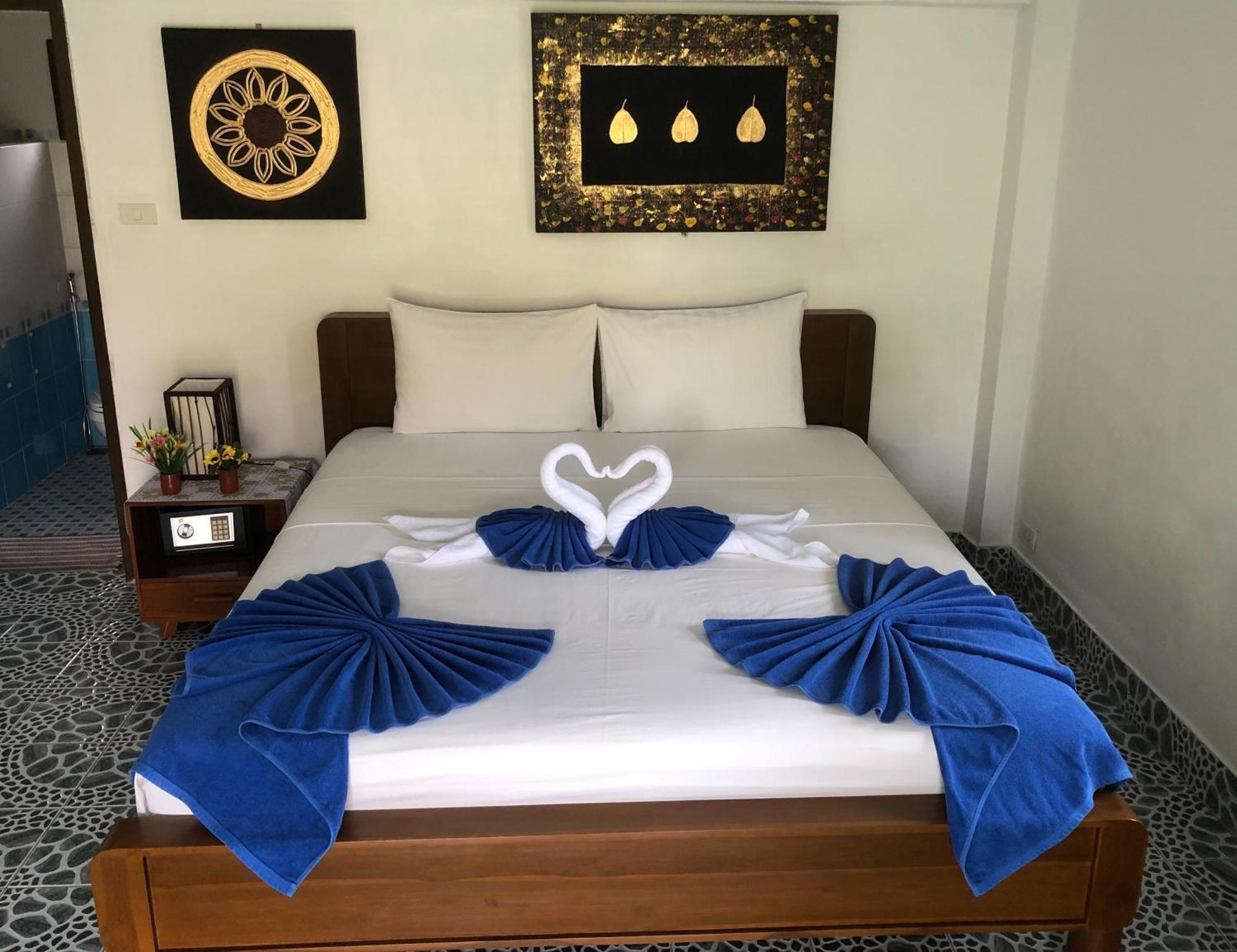 D&k Smiley Phuket Resort 3*