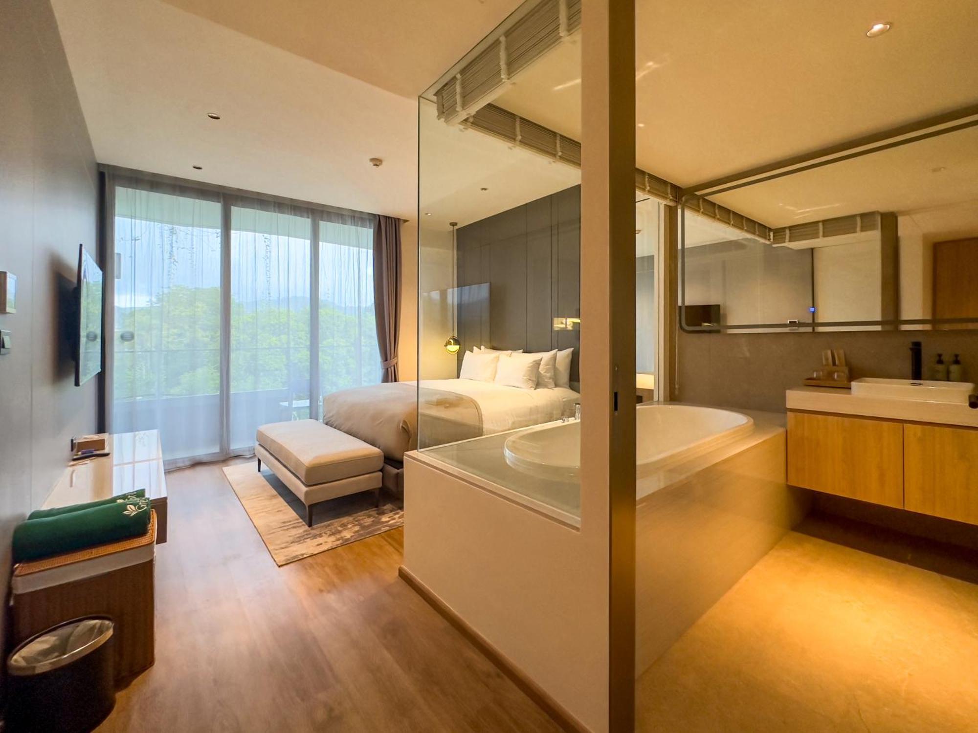 Hotel La And