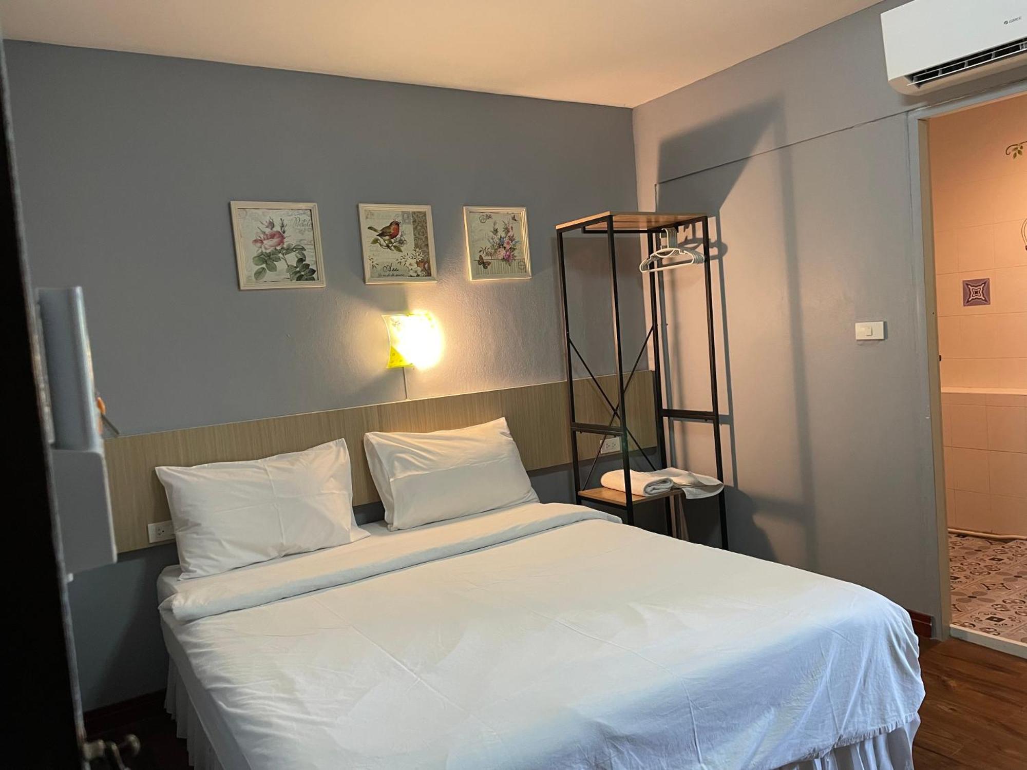Nawaporn Place Phuket