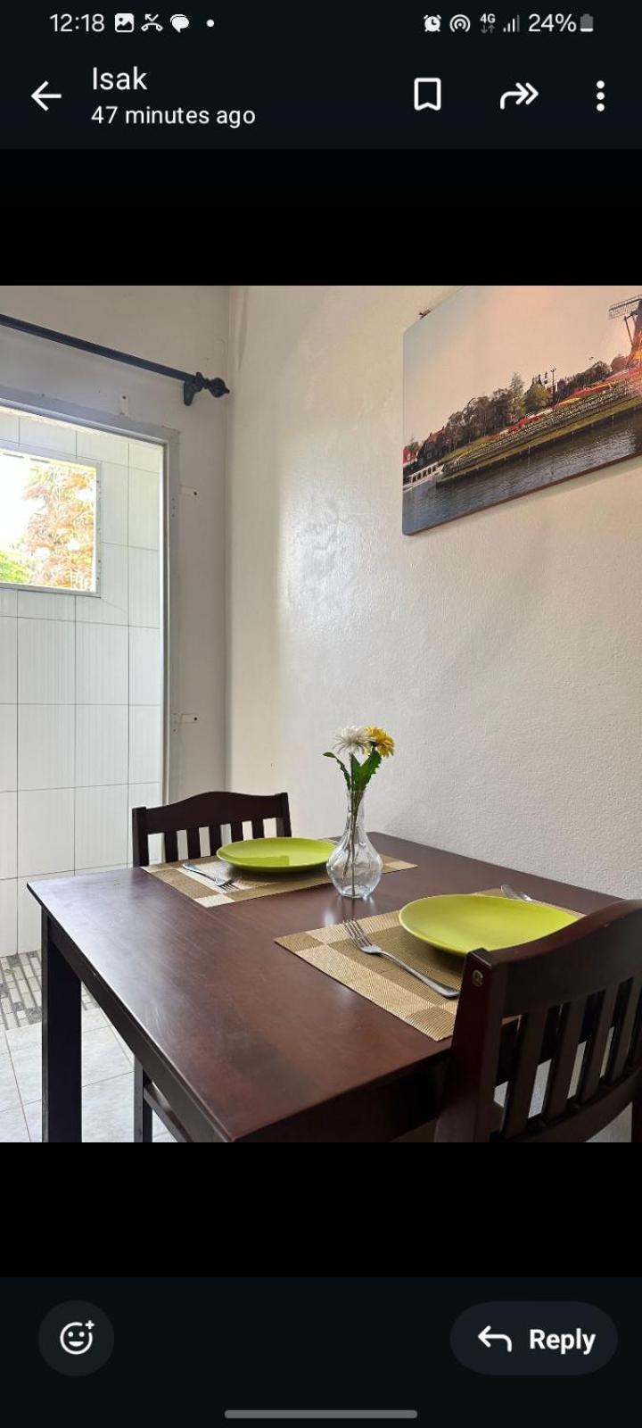 Apartment With Aircon N Kitchen