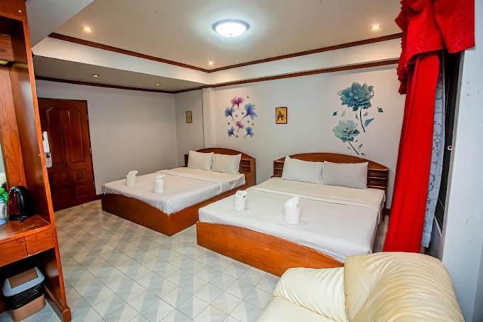 Guest house Break Point Patong