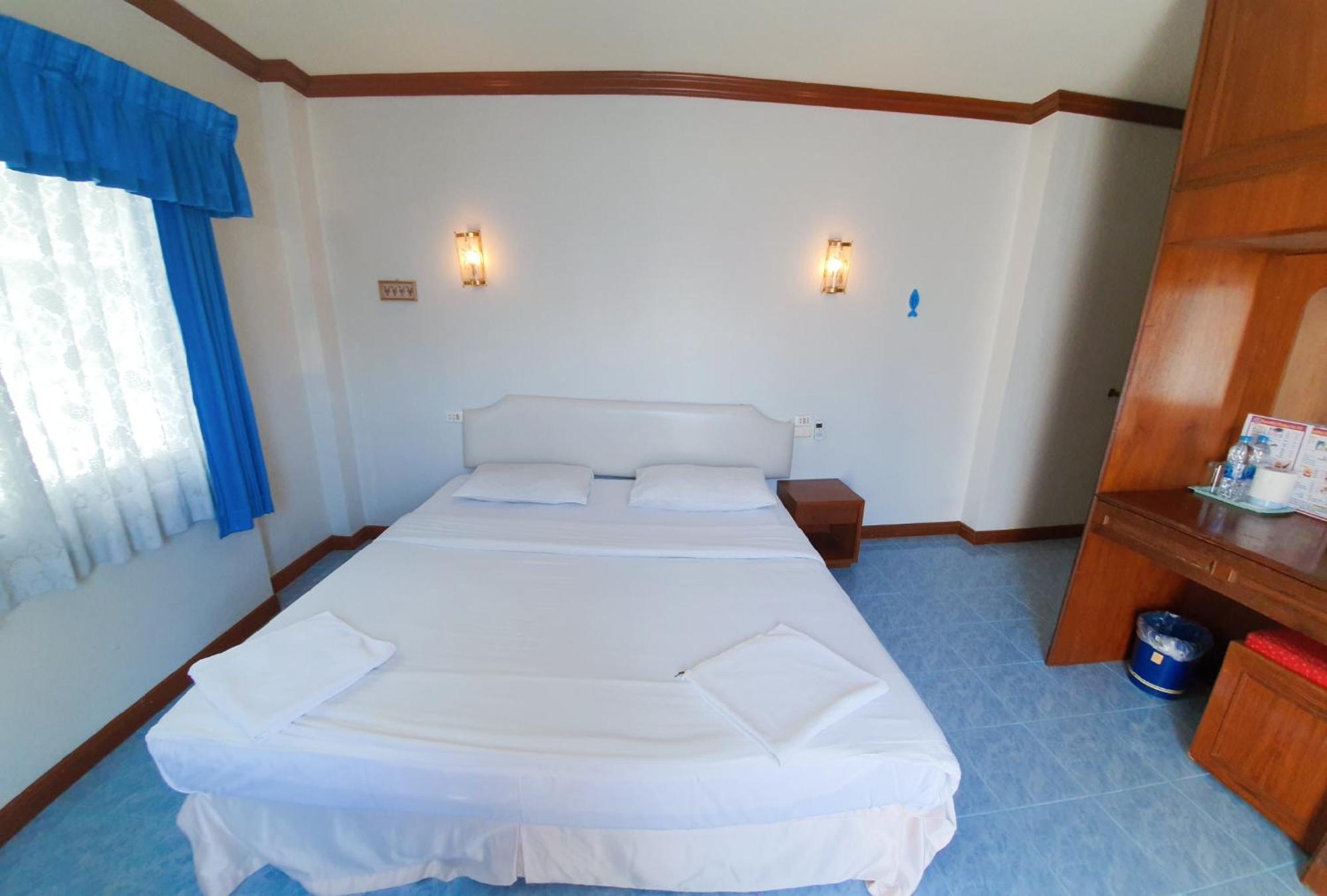Guest house Break Point Patong