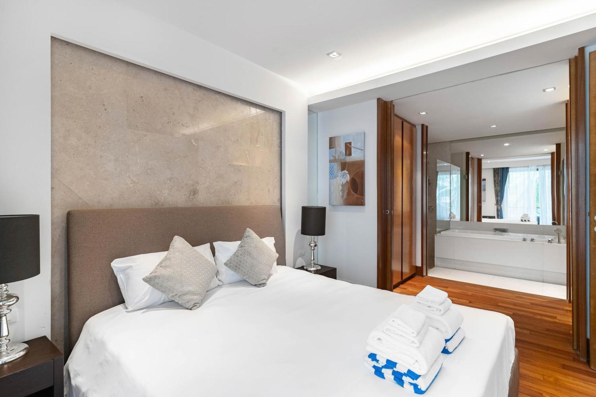 Apartment Beachfront Luxury 2 Bdr By Indreams, Beach *