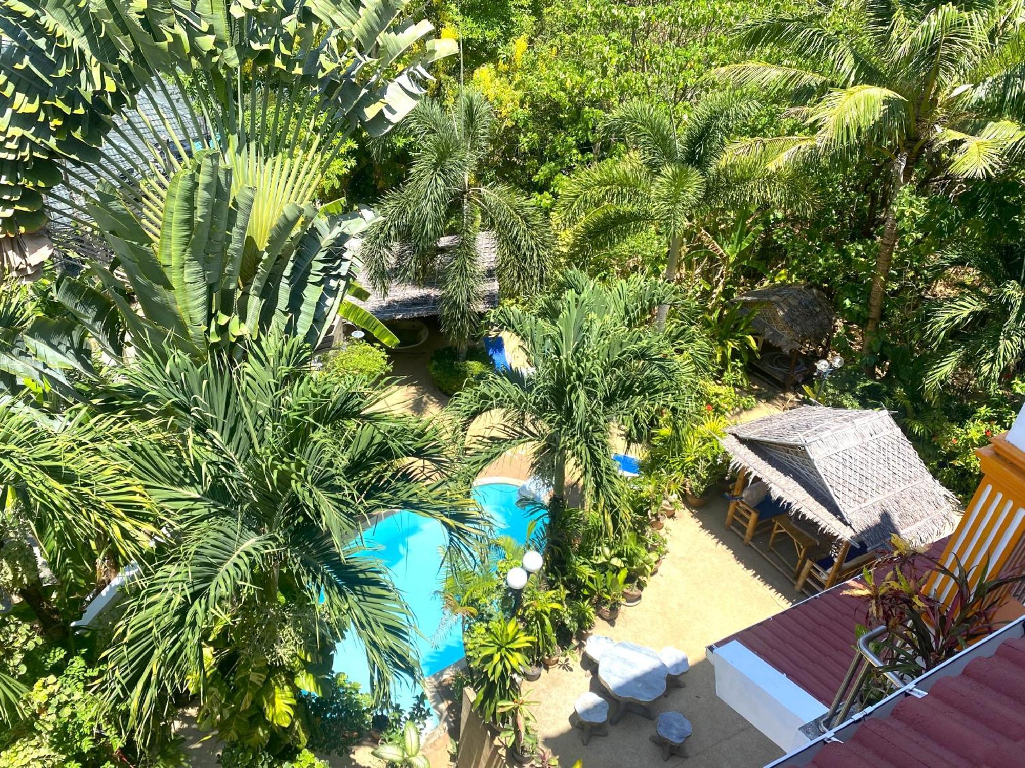 Oasis 3, 4, Or 5 Bedroom * Karon