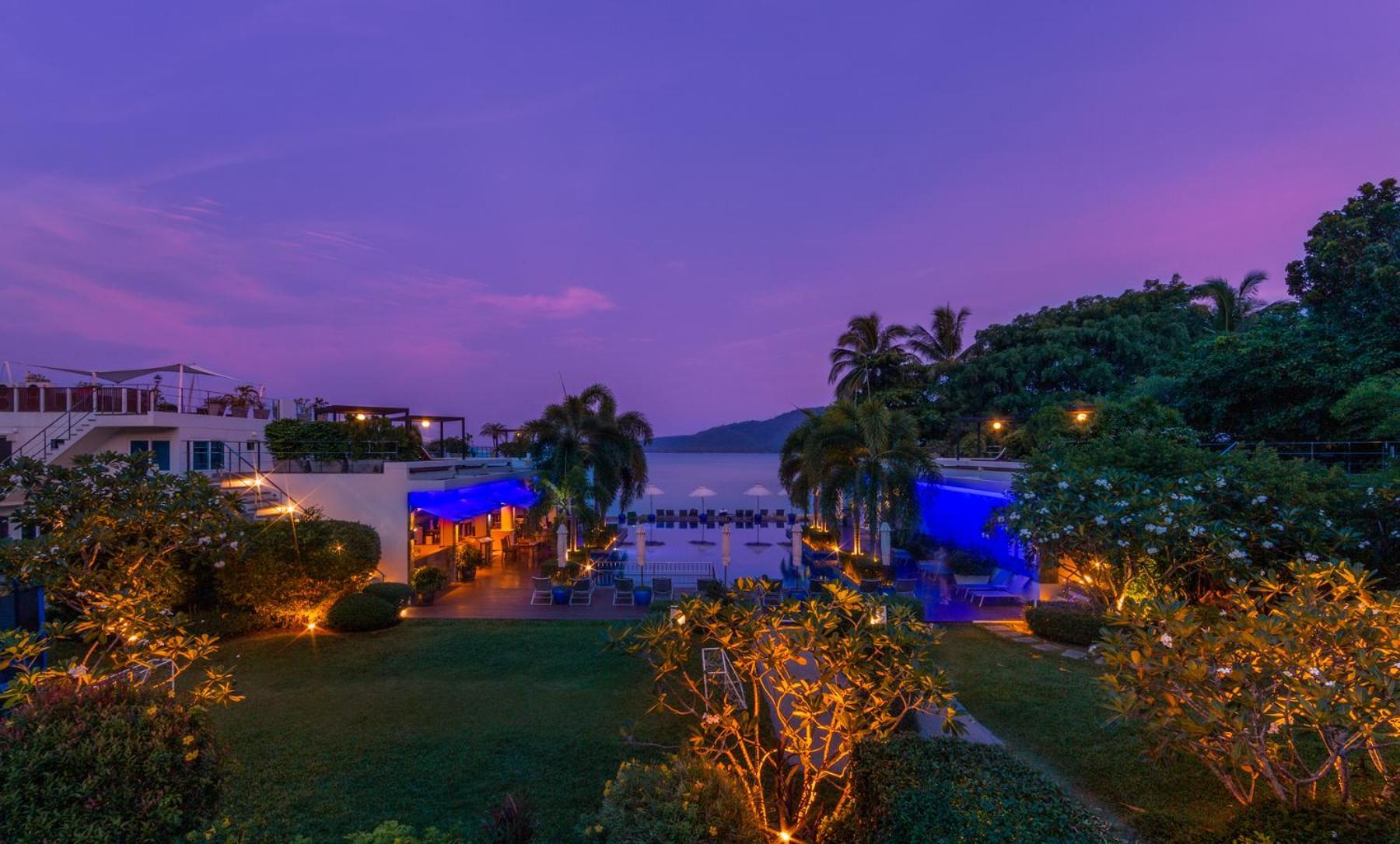 Holiday home Beni | Direct Ocean View Luxury In 5 Star Facility | Beachfront