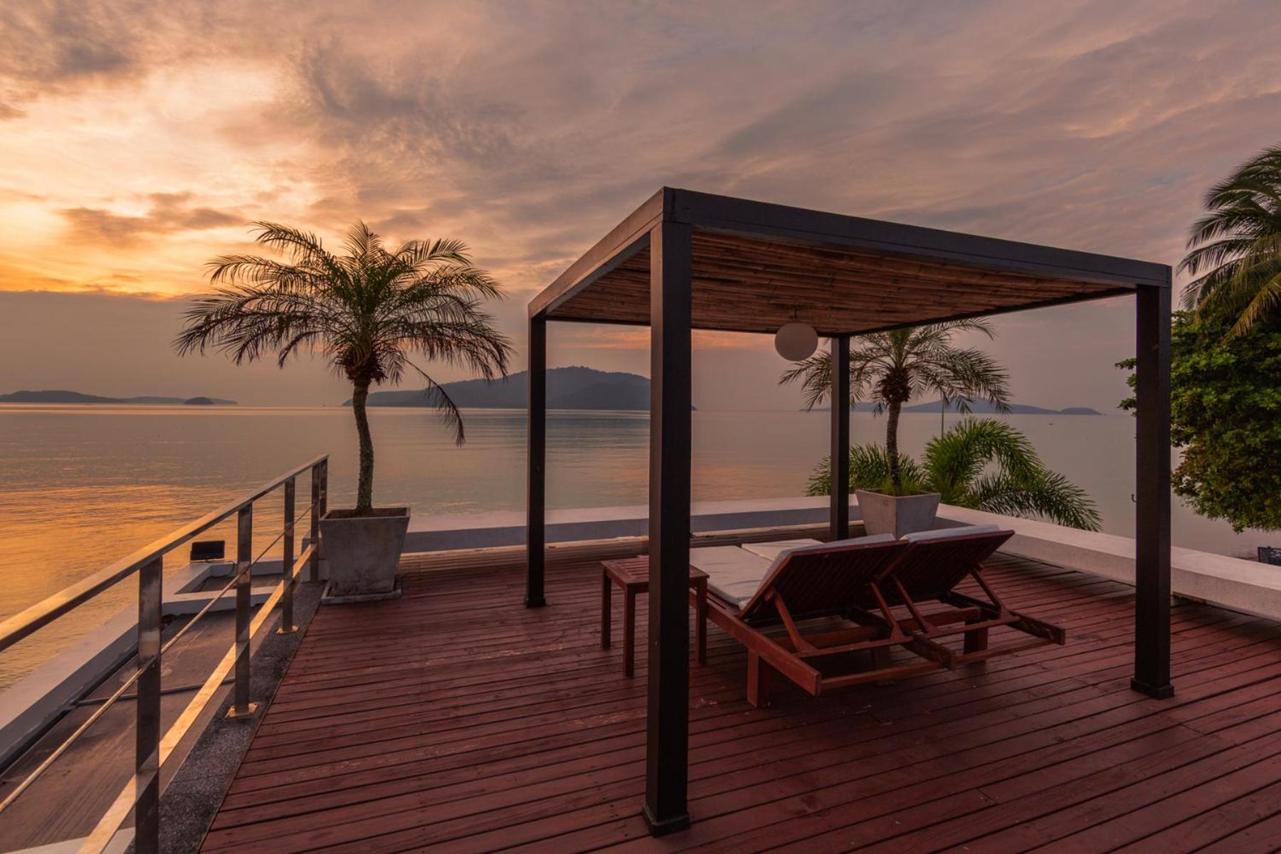 Holiday home Beni | Direct Ocean View Luxury In 5 Star Facility | Beachfront Rawai