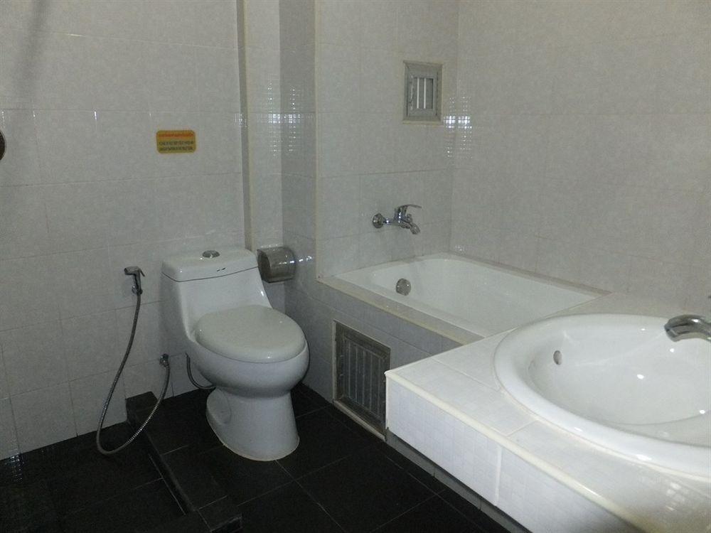 Hostel Dengba Phuket
