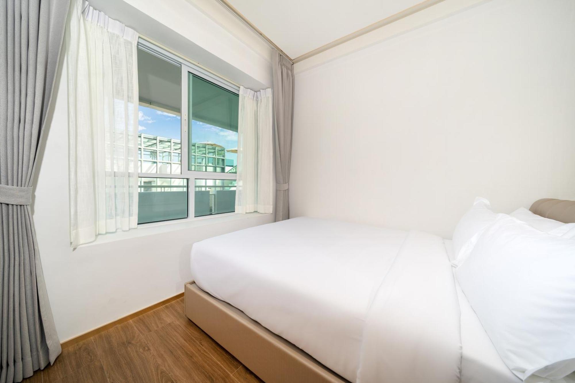 Chalong Marina Bay View Phuket Hotel 5*