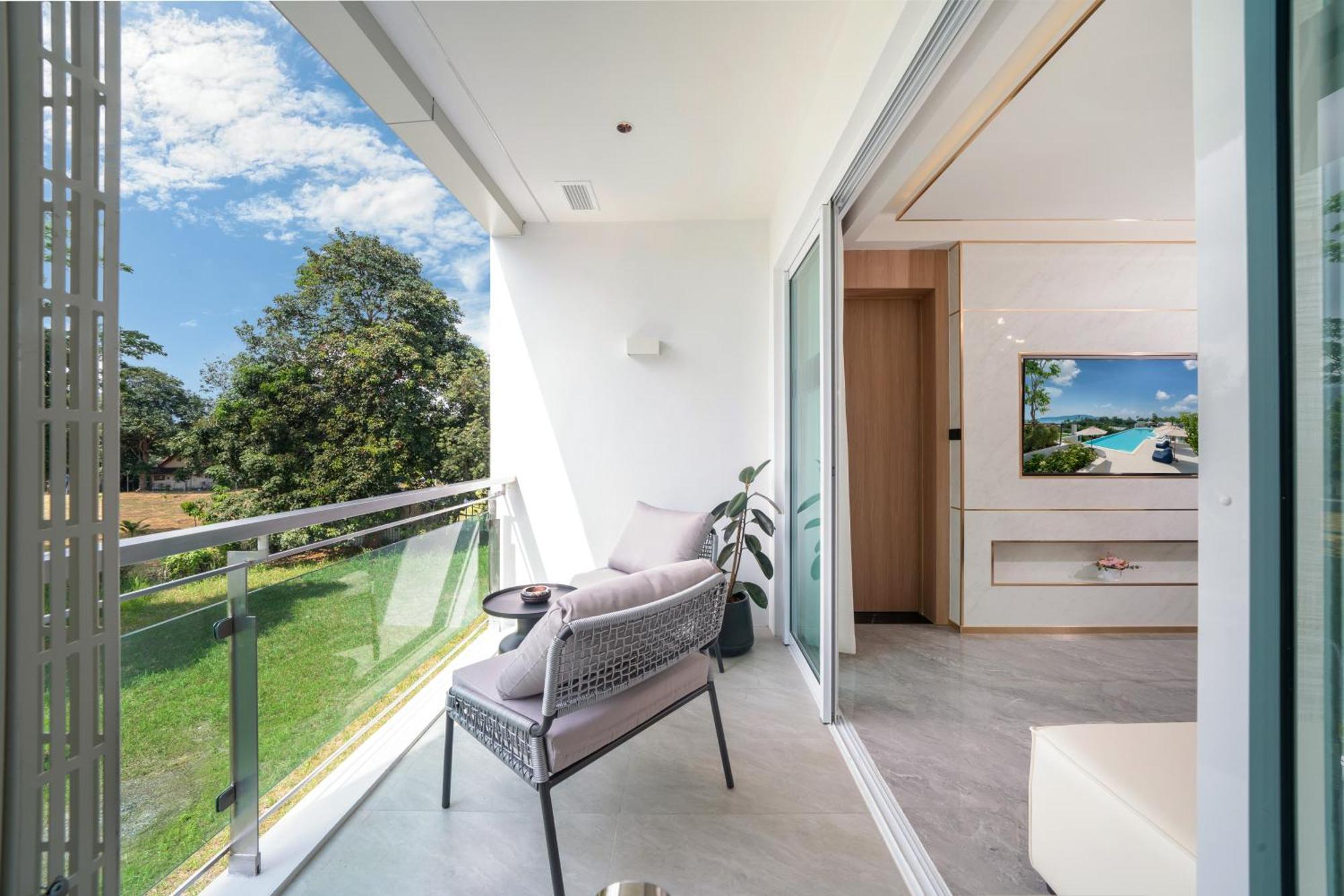 Chalong Marina Bay View Phuket Hotel 5*