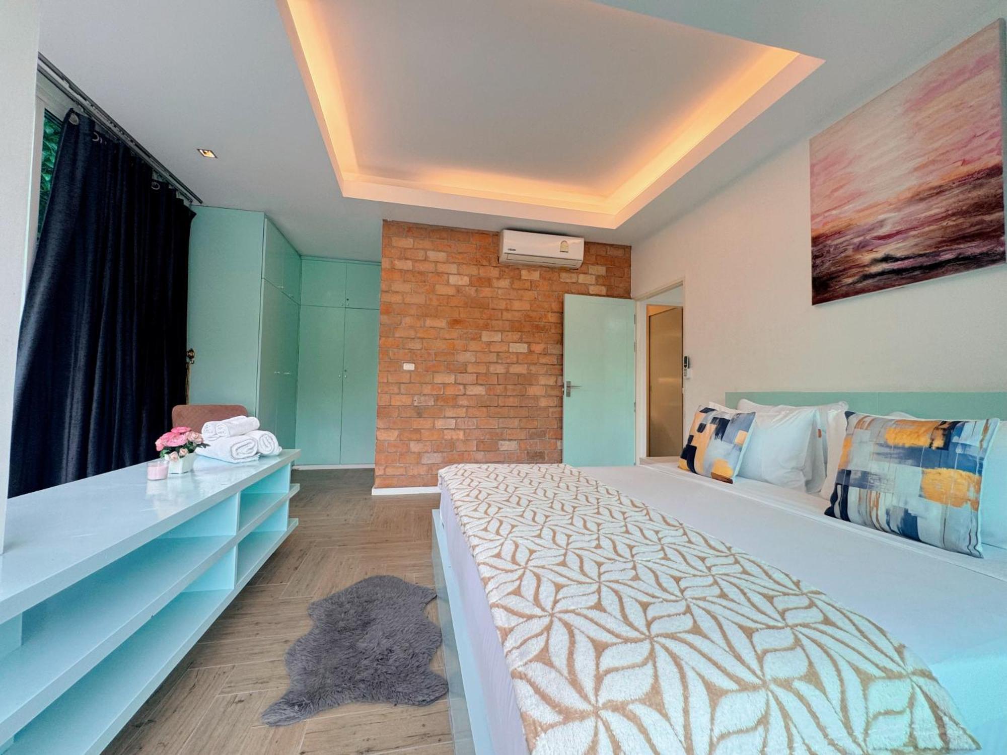 Apartment Peaceful Bliss In 81sqm Floor In *