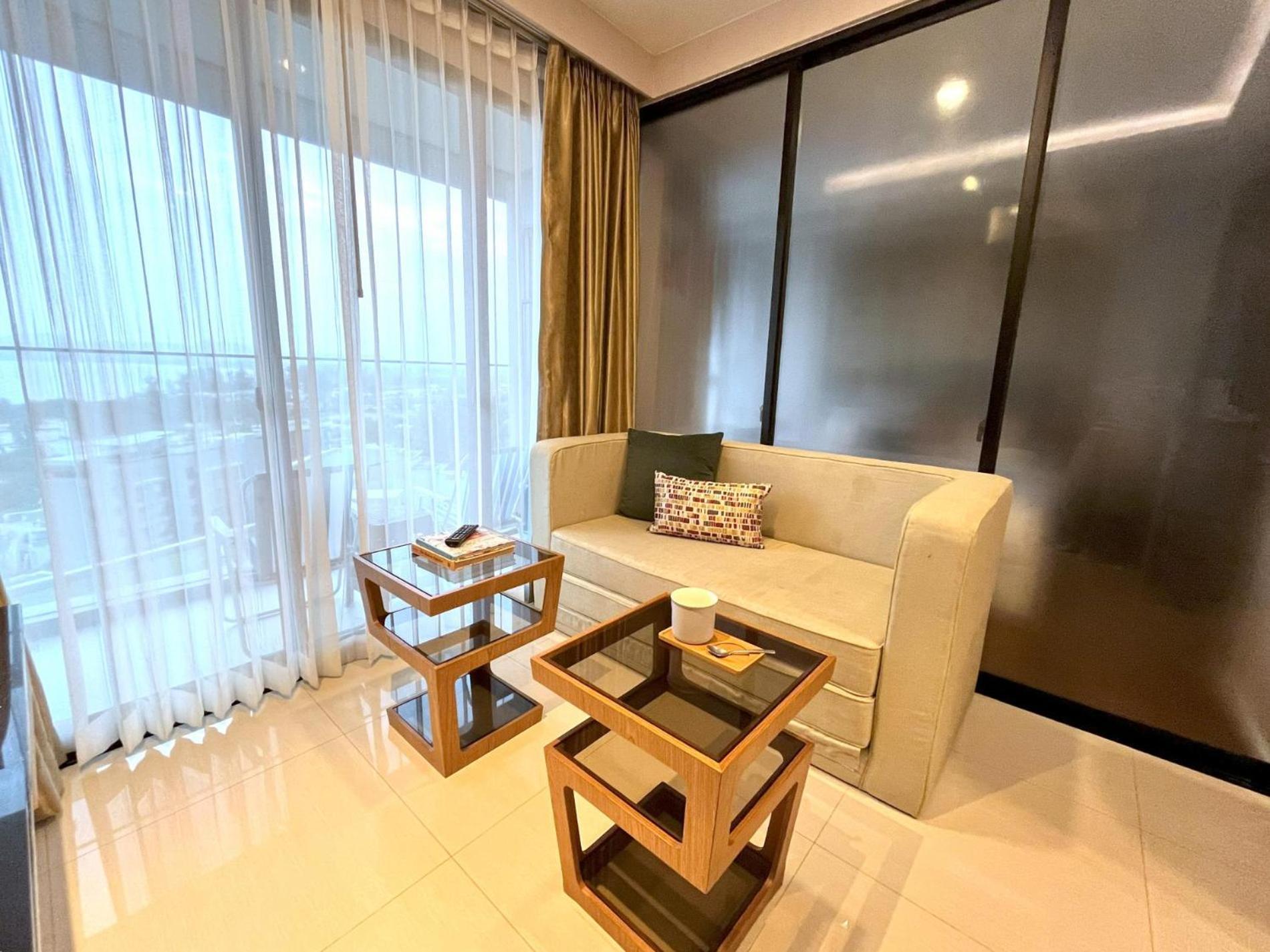 Private Sea View At Mida Grande