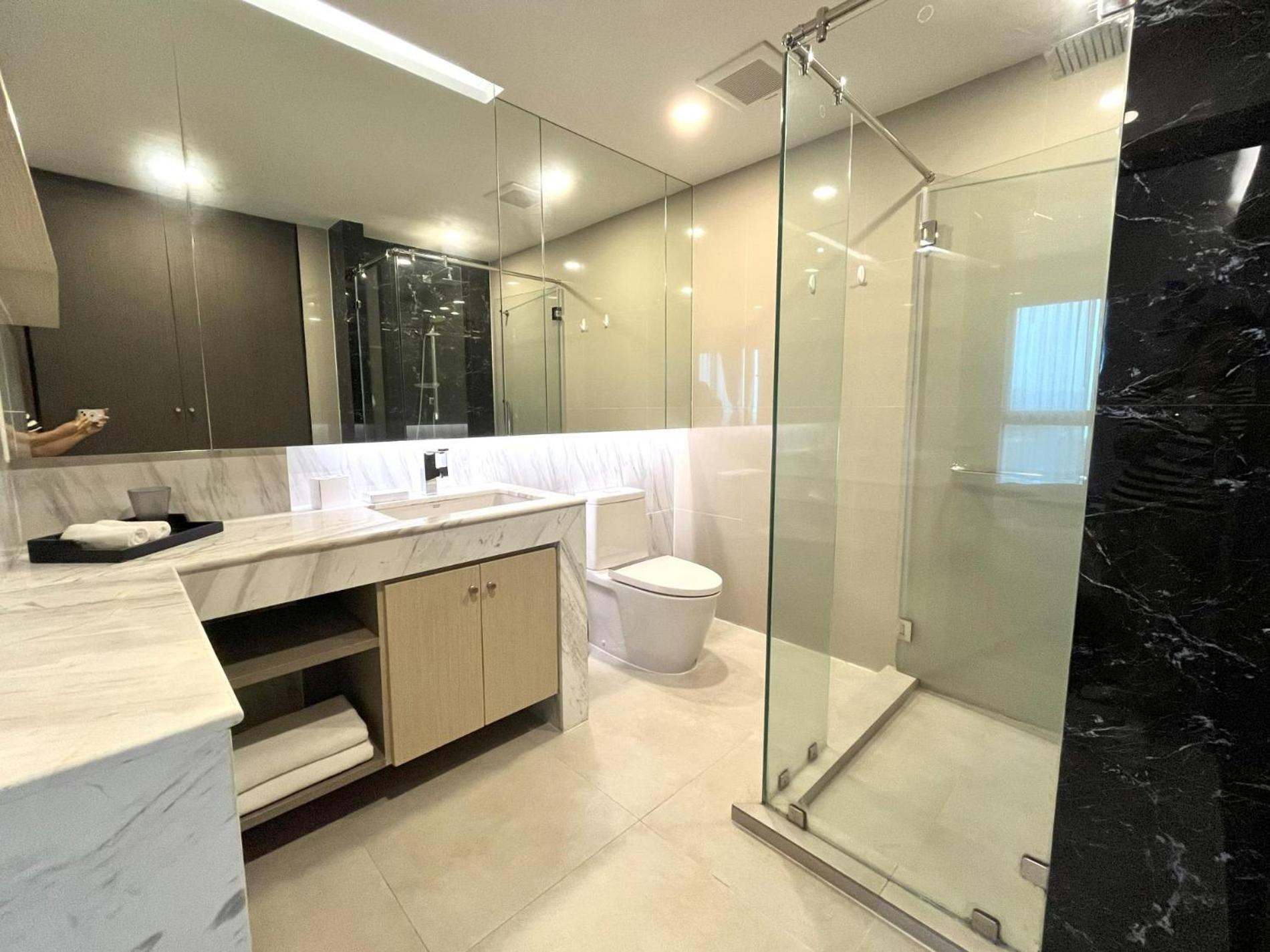 Private Sea View At Mida Grande Apartment