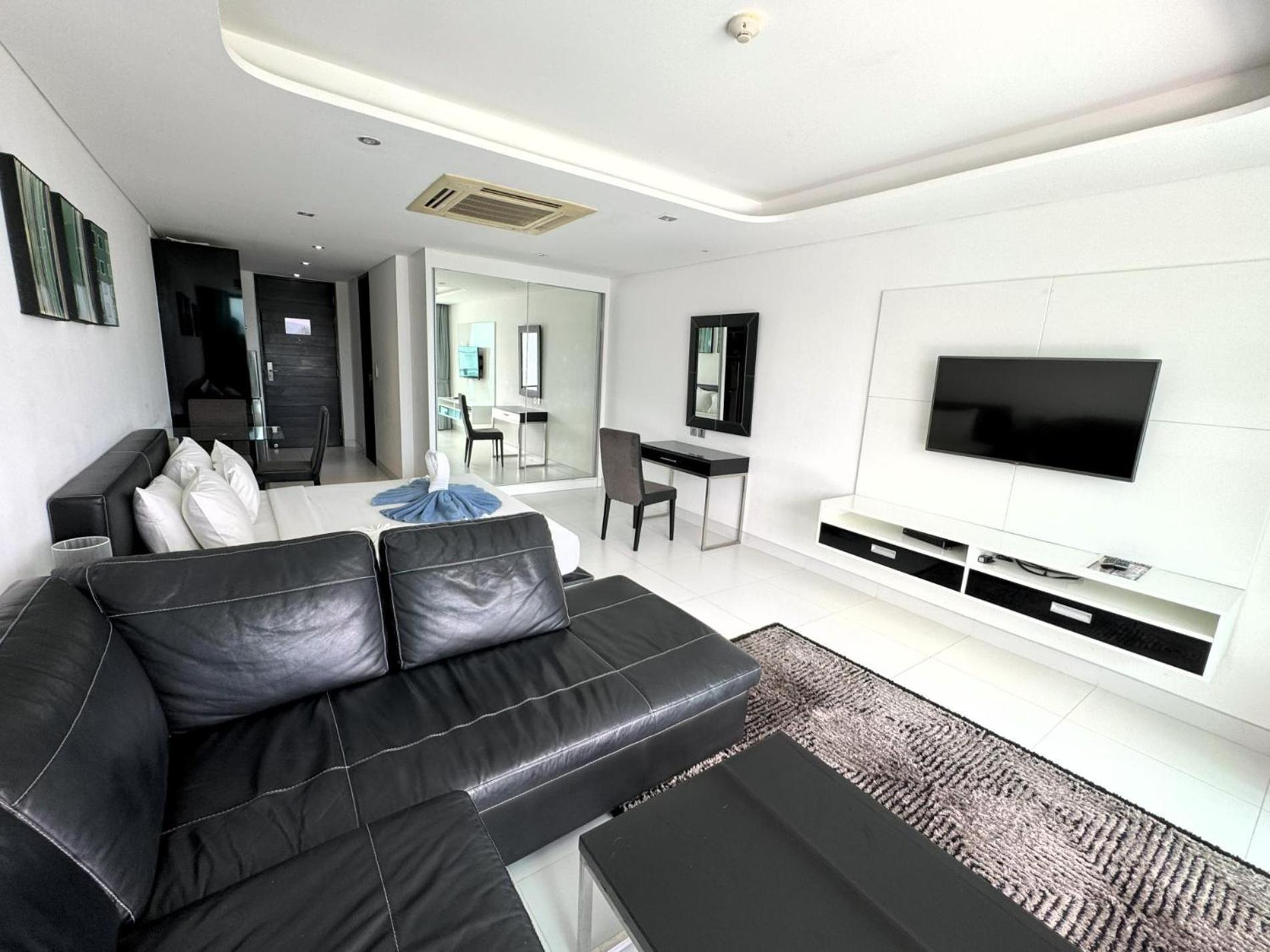 Sea View With Private Terrace & Pool