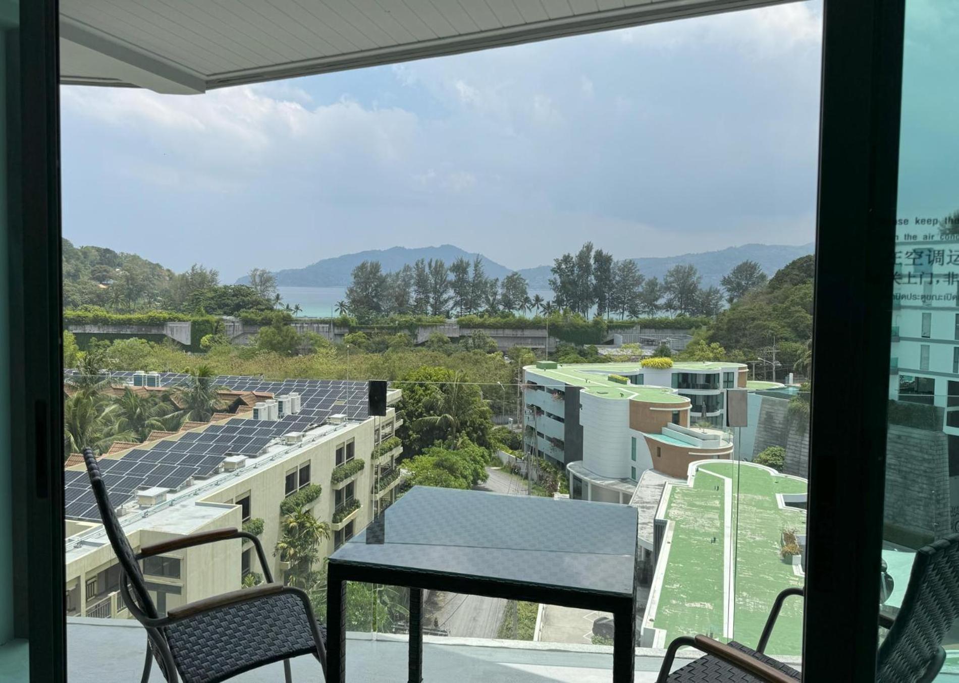 Sea View With Private Terrace & Pool Apartment