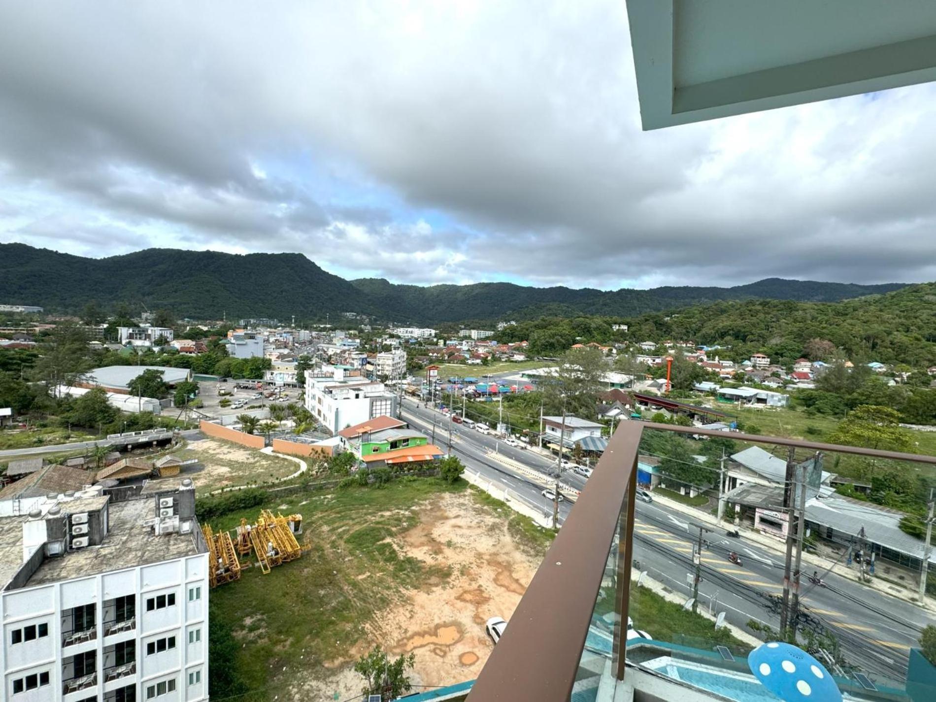 Apartment With Panoramic Views At Oceana By Lofty