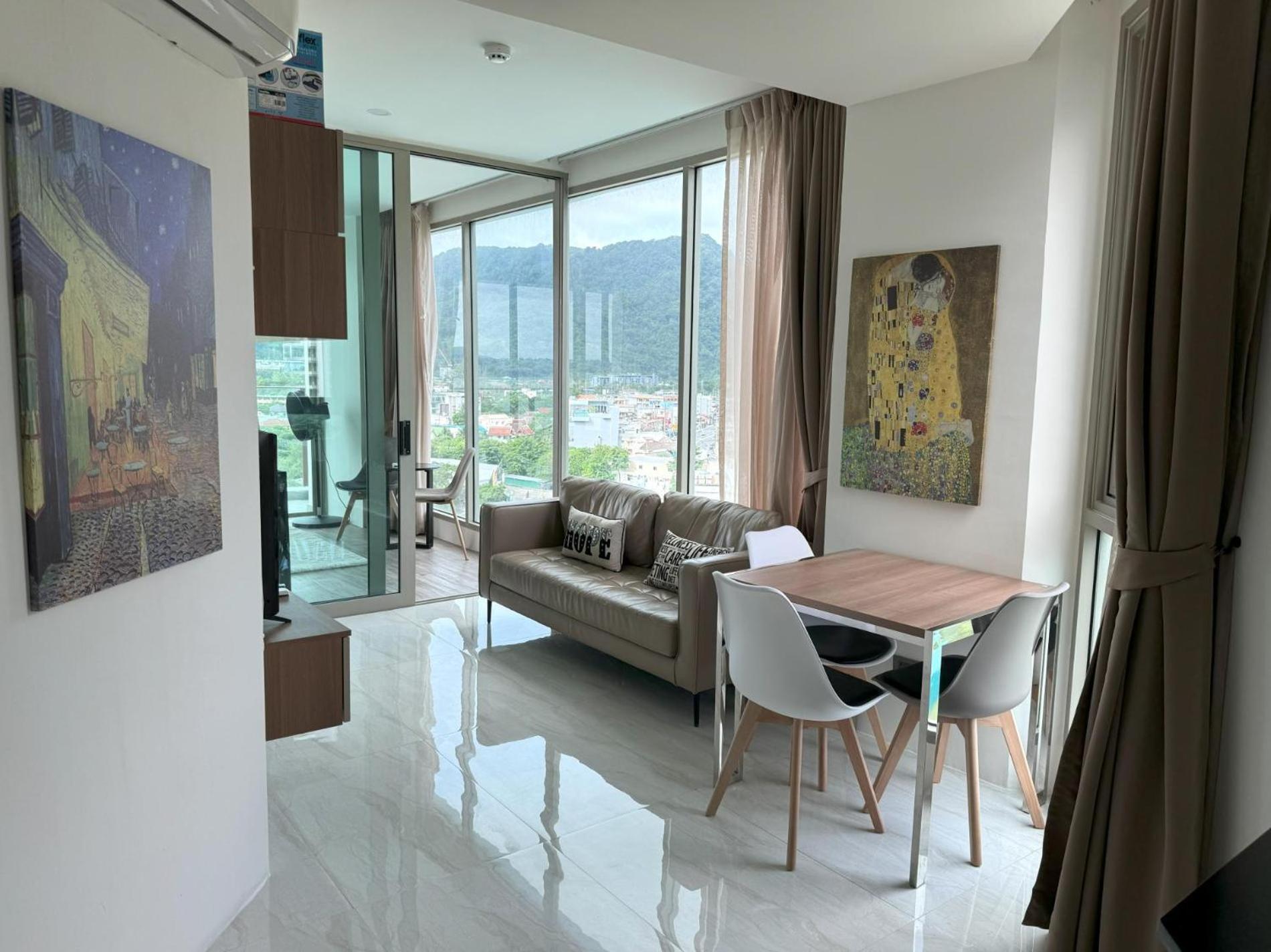 Apartment With Panoramic Views At Oceana By Lofty *