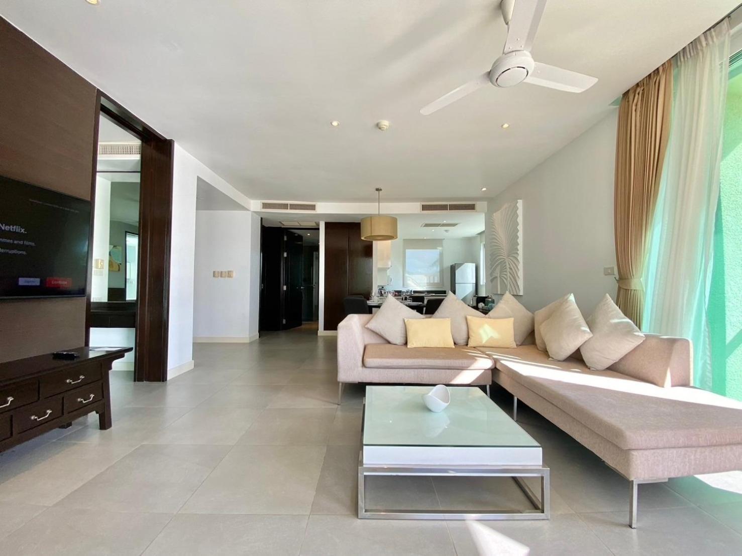 Beachfront - 2 Bedroom At Paradox Apartment Karon
