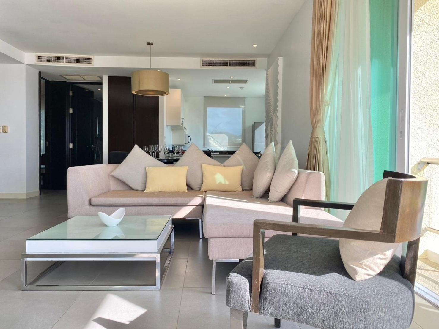 Beachfront - 2 Bedroom At Paradox *