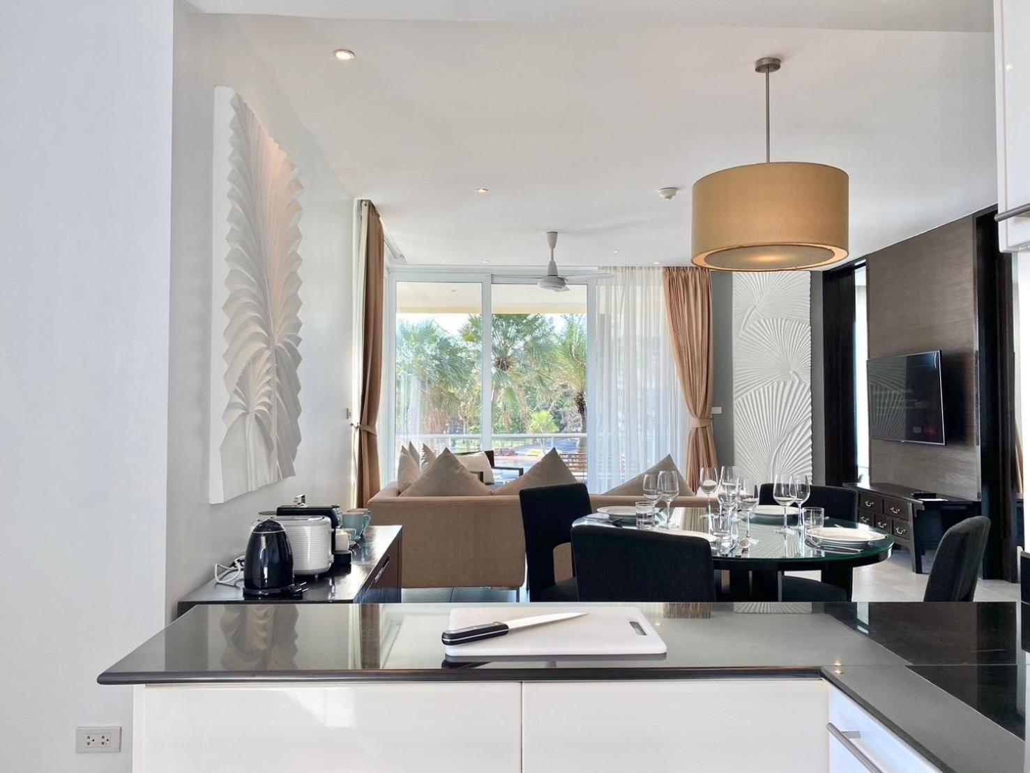 Beachfront - 2 Bedroom At Paradox Apartment