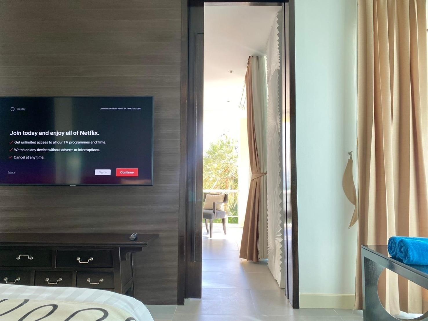 Beachfront - 2 Bedroom At Paradox