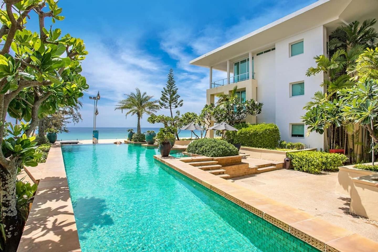 Beachfront - 2 Bedroom At Paradox *