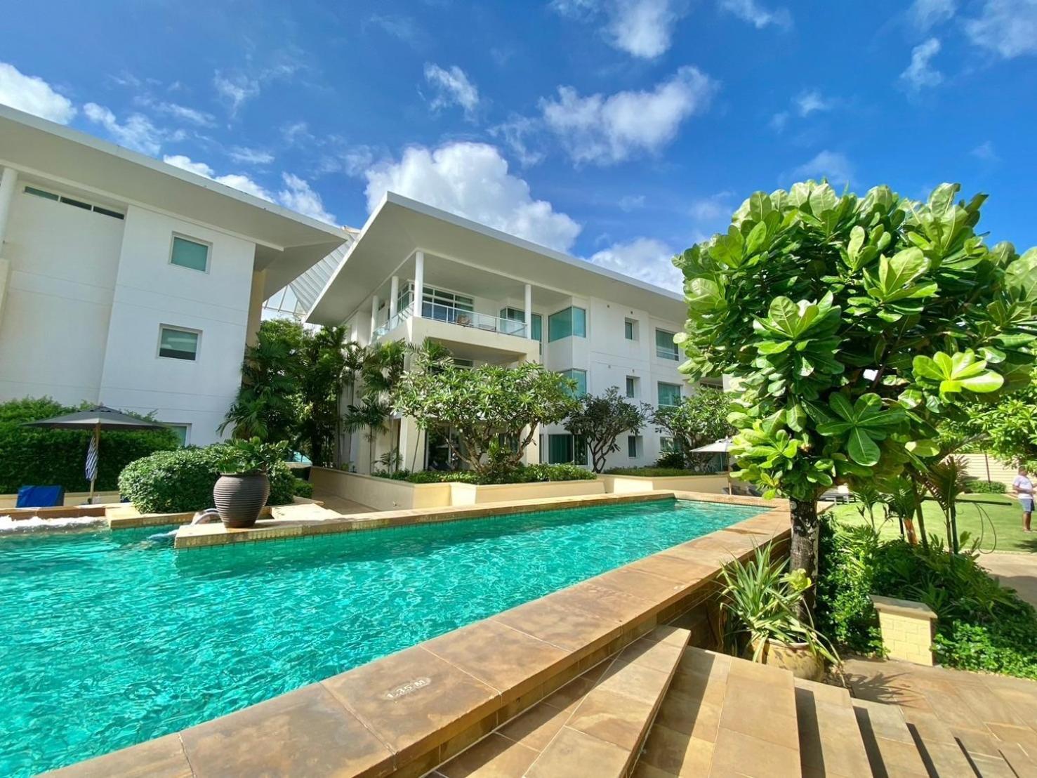 Beachfront - 2 Bedroom At Paradox