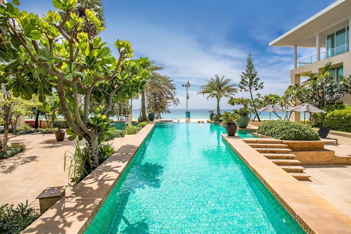 Beachfront - 2 Bedroom At Paradox Apartment