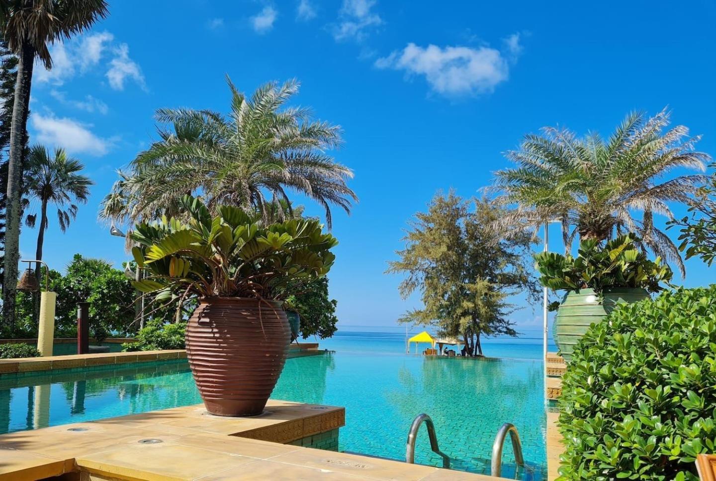 Apartment Beachfront - 2 Bedroom At Paradox Karon