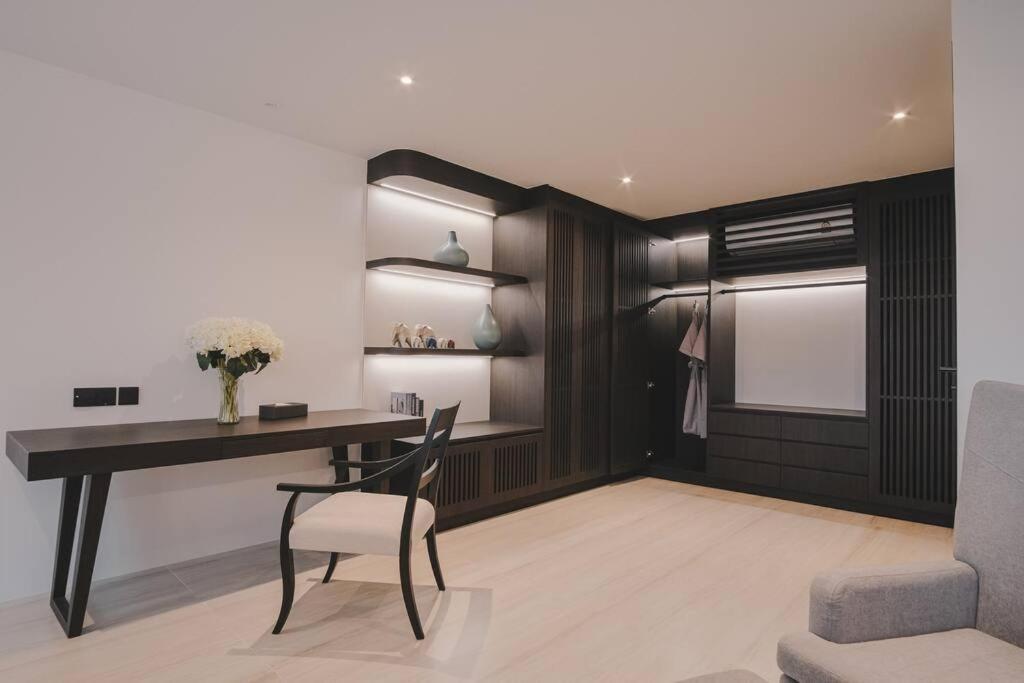 Elwood Phuket By Monthstayz Thailand