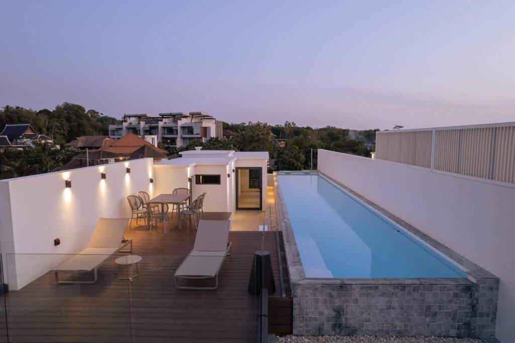 Villa Elwood Phuket By Monthstayz Thailand Ban Saiyuan