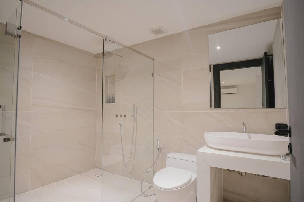 Elwood Phuket By Monthstayz Thailand *