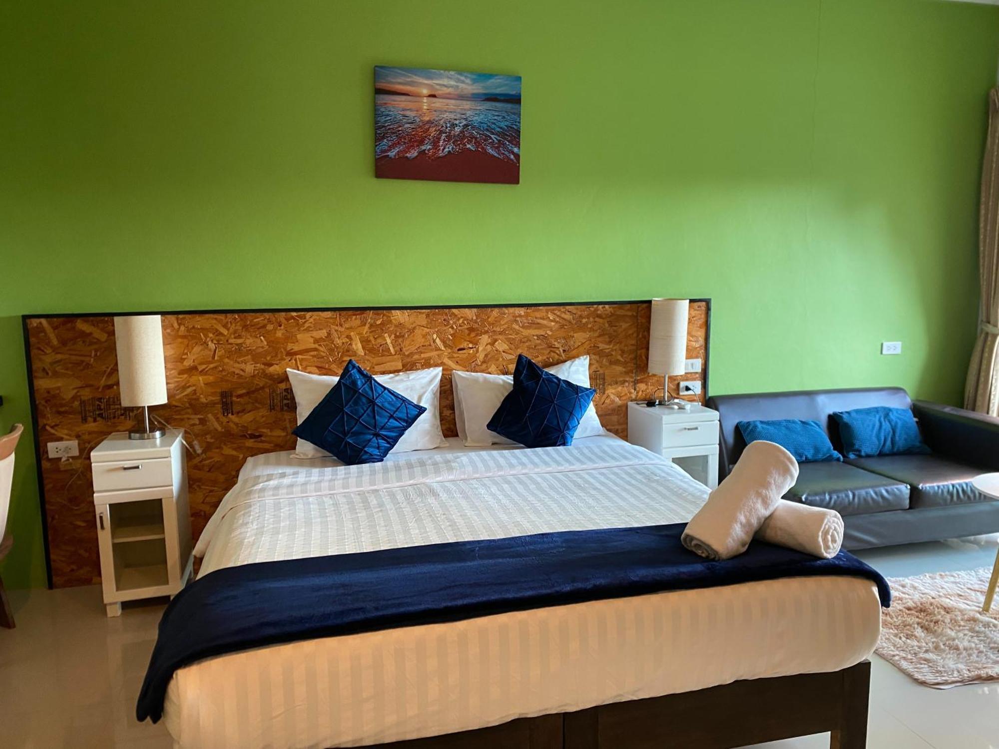 Apartment Maria's Guest House, Restaurant & Bar