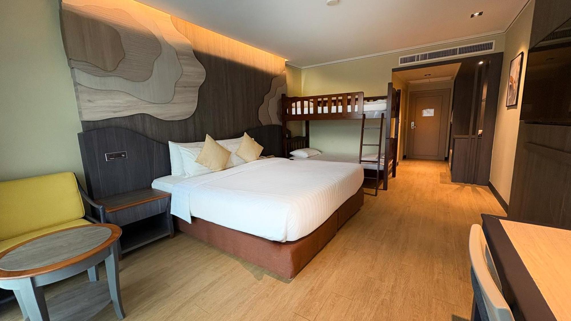 Amora Phuket Resort