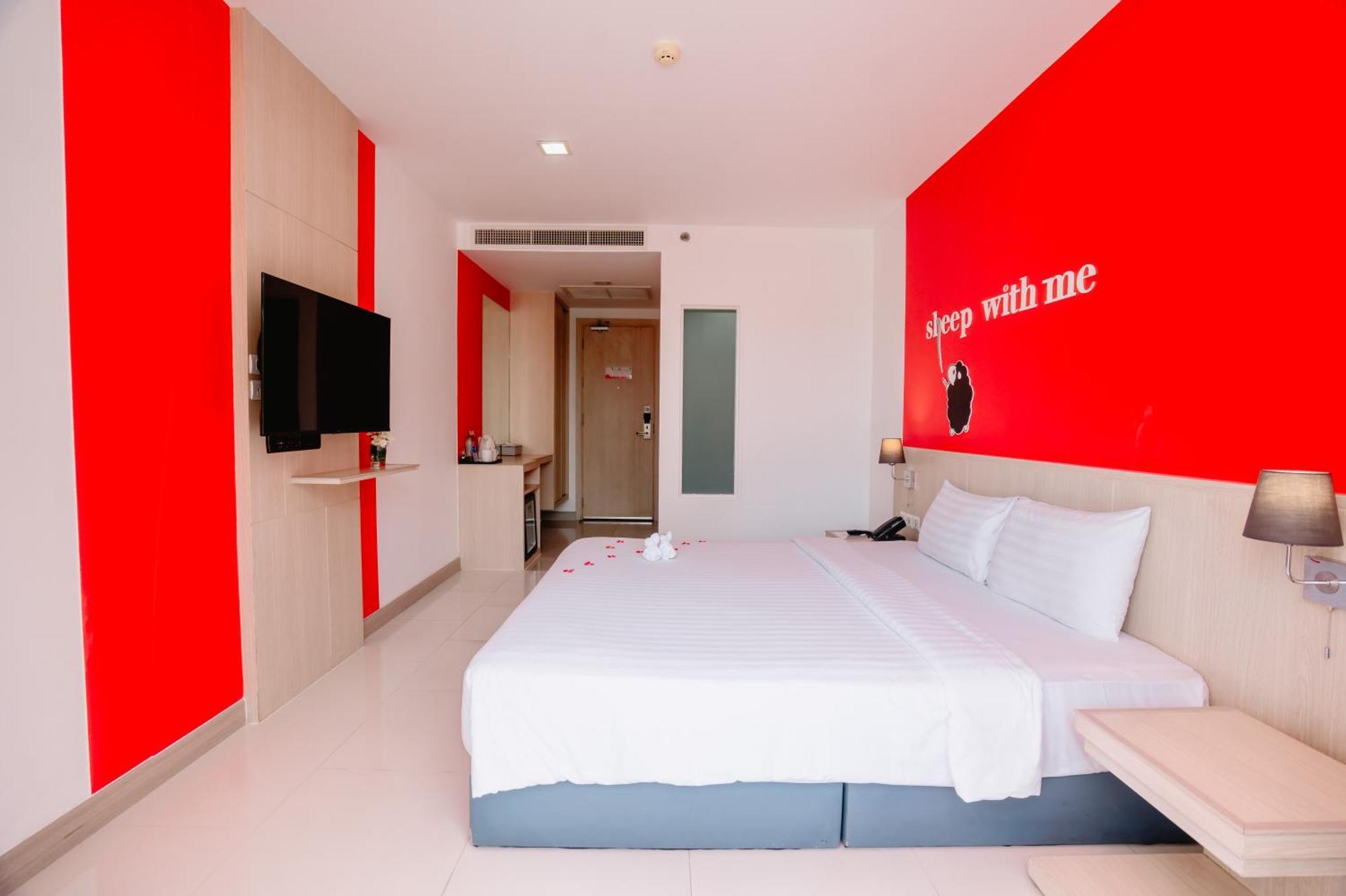 Hotel Sleep With Me Design @