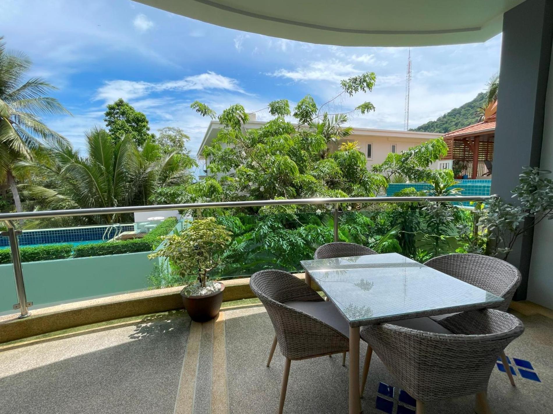 Villa View By Lofty