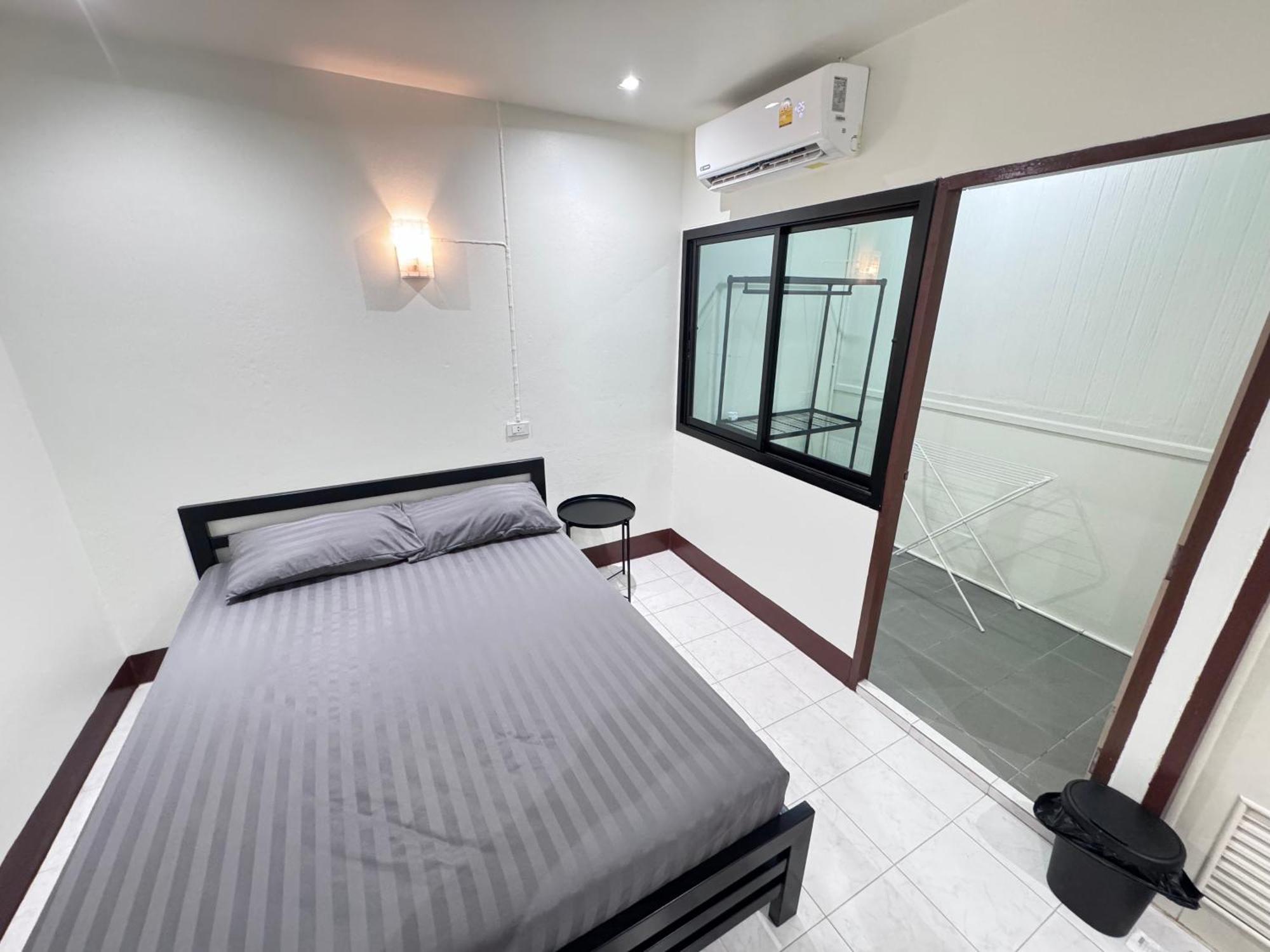 K.l.apartment *