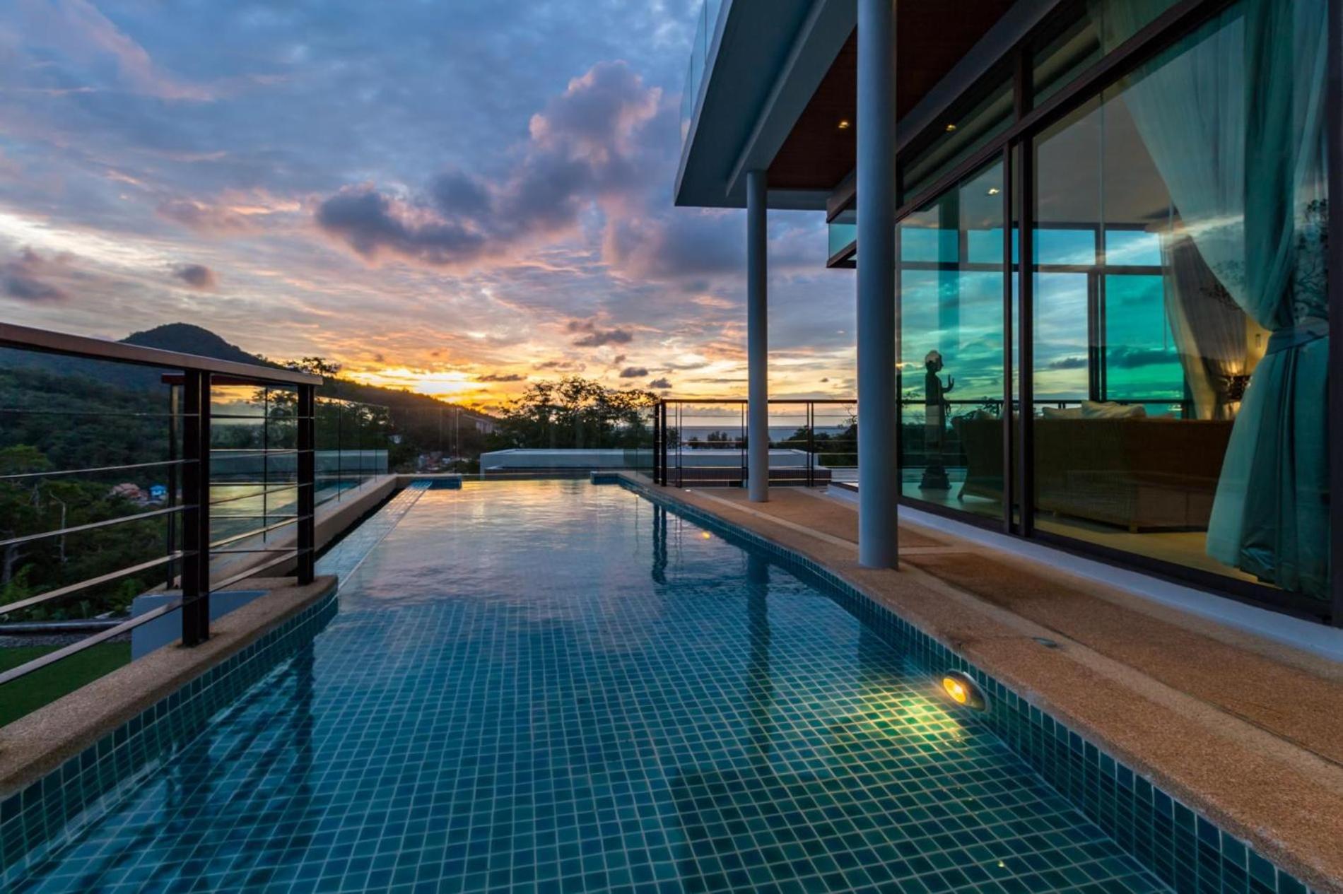 Villa Kamala Sea View -private Pool, Jacuzzi, Maid