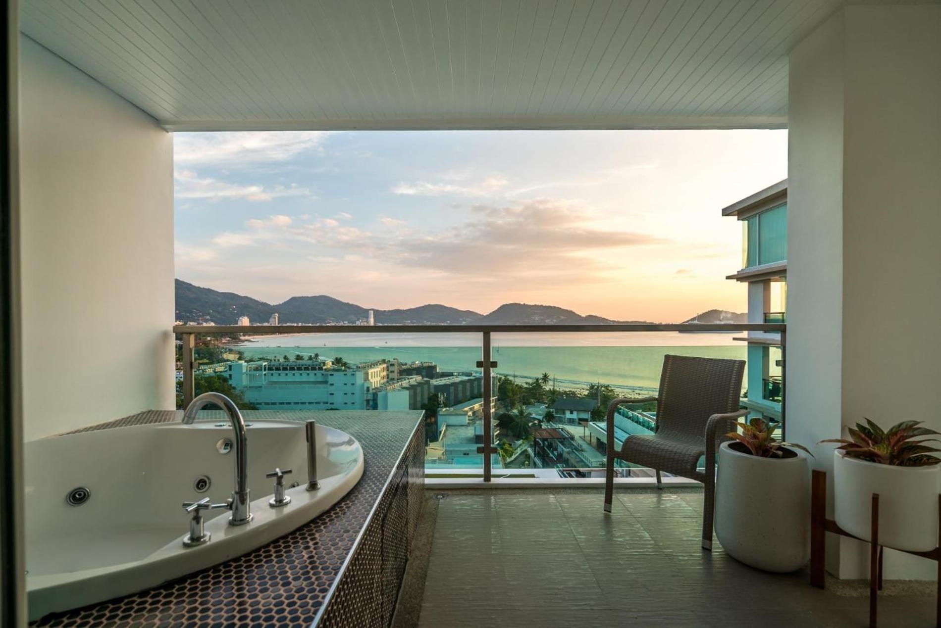 Baycliff By Lofty *