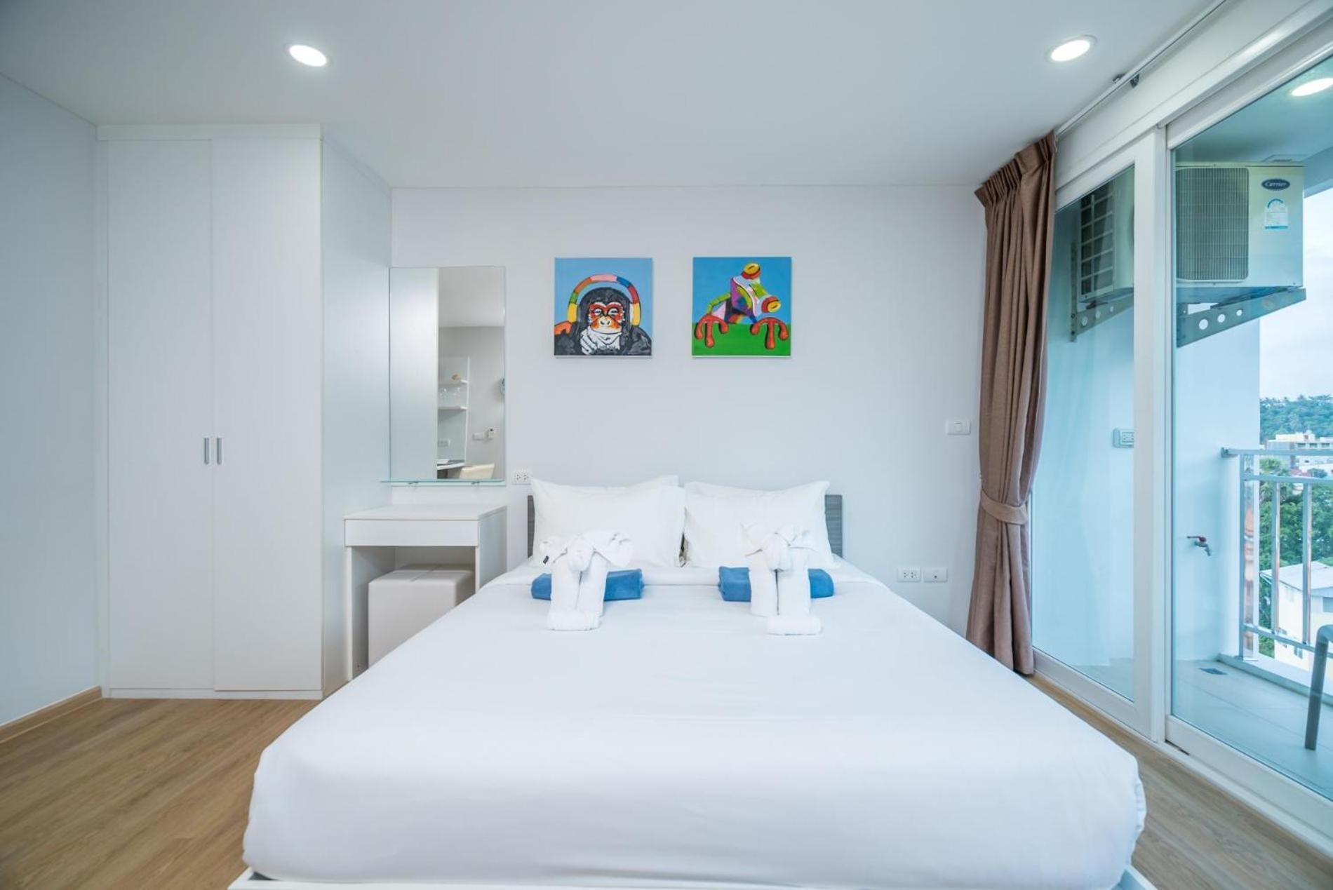 Ozone Kata -great Location, Rooftop Pool, Convenient * Karon
