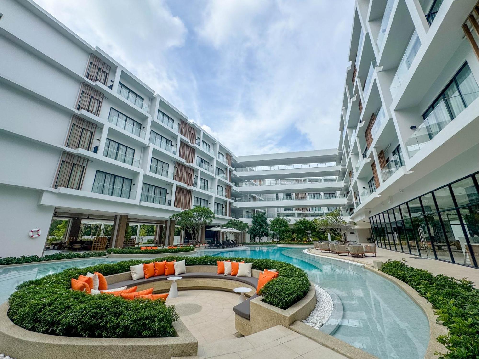 Resort Laya Phuket Island 5*