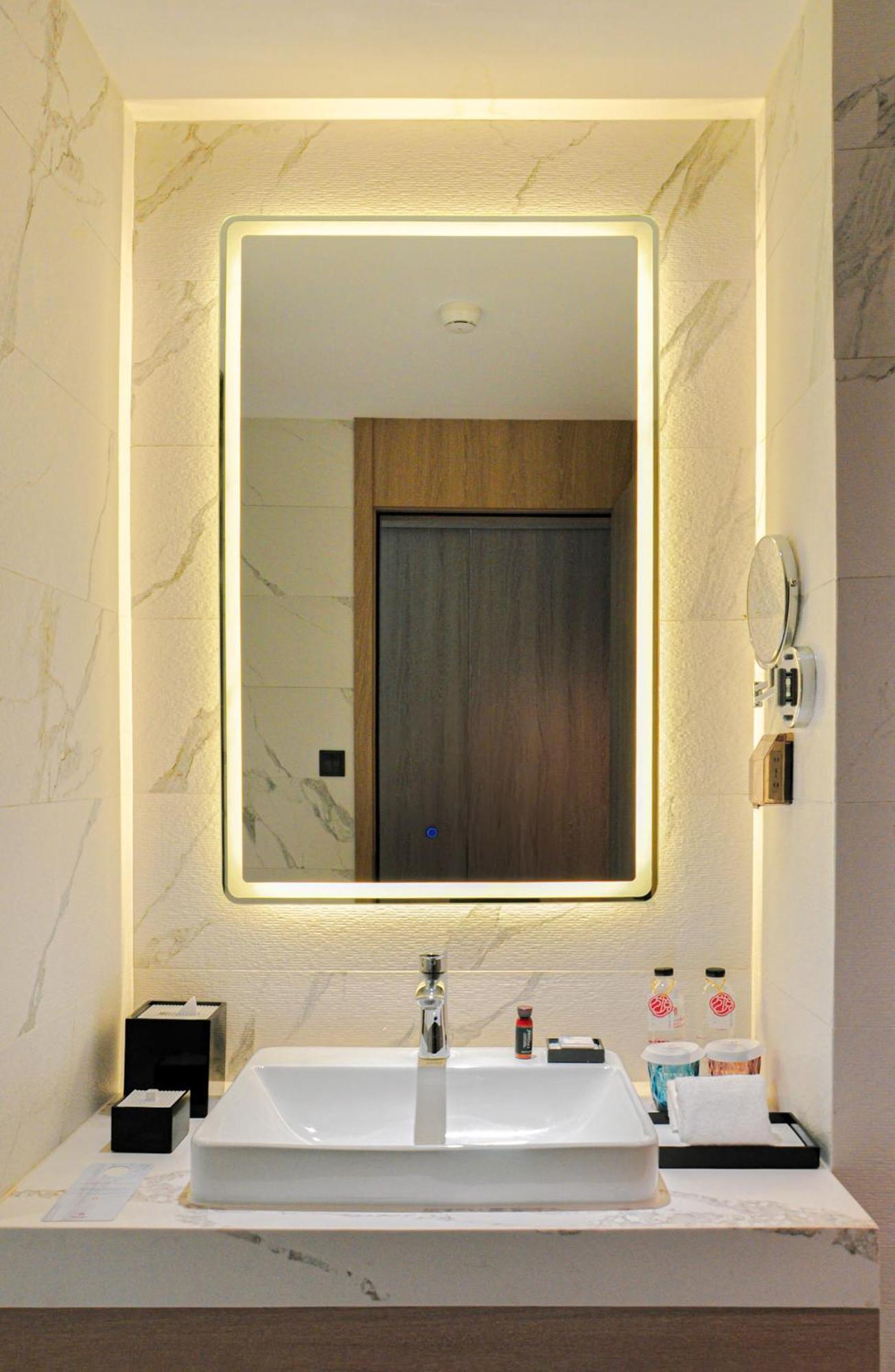 Laya Phuket Island 5*
