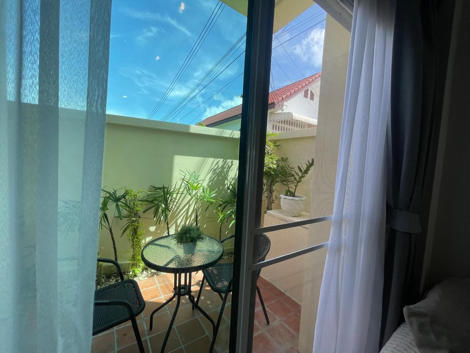 The Langstan Aparthotel *