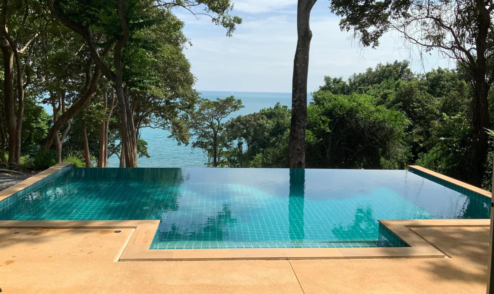 Villa Beachfront In Rawai *