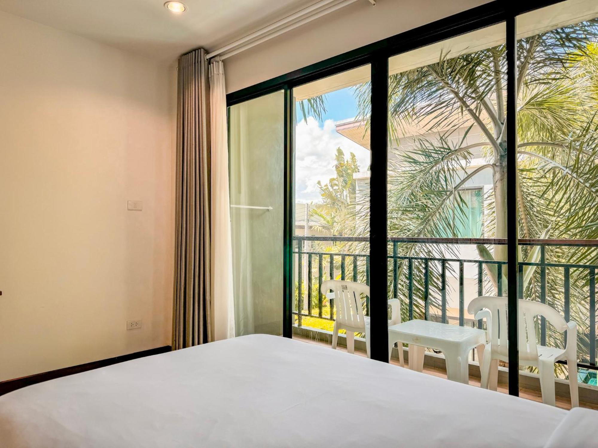 Xaya Pool Access - 3* Phuket