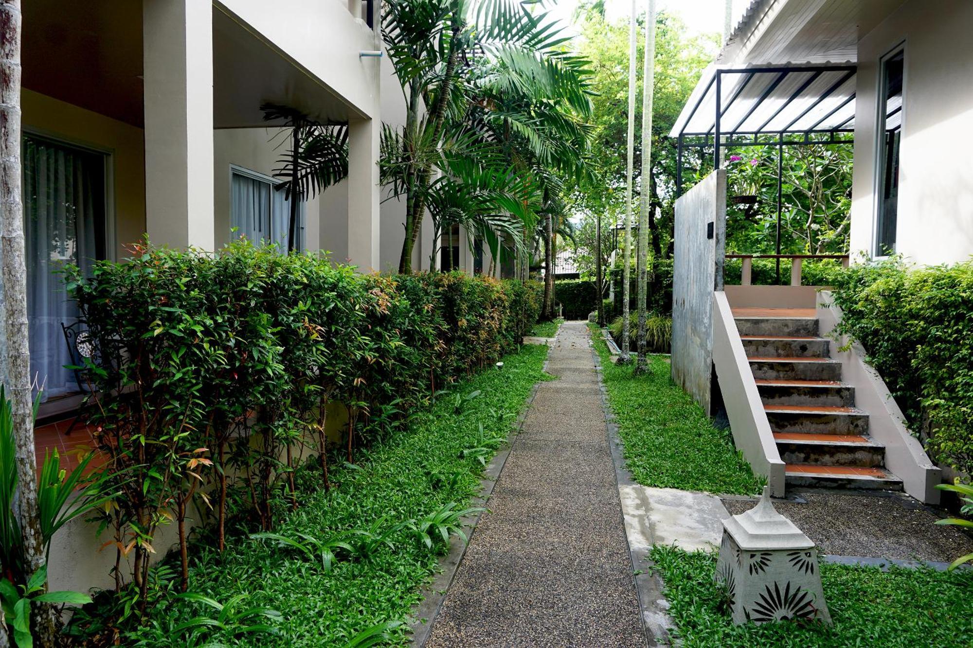 Signature Phuket Resort 4*