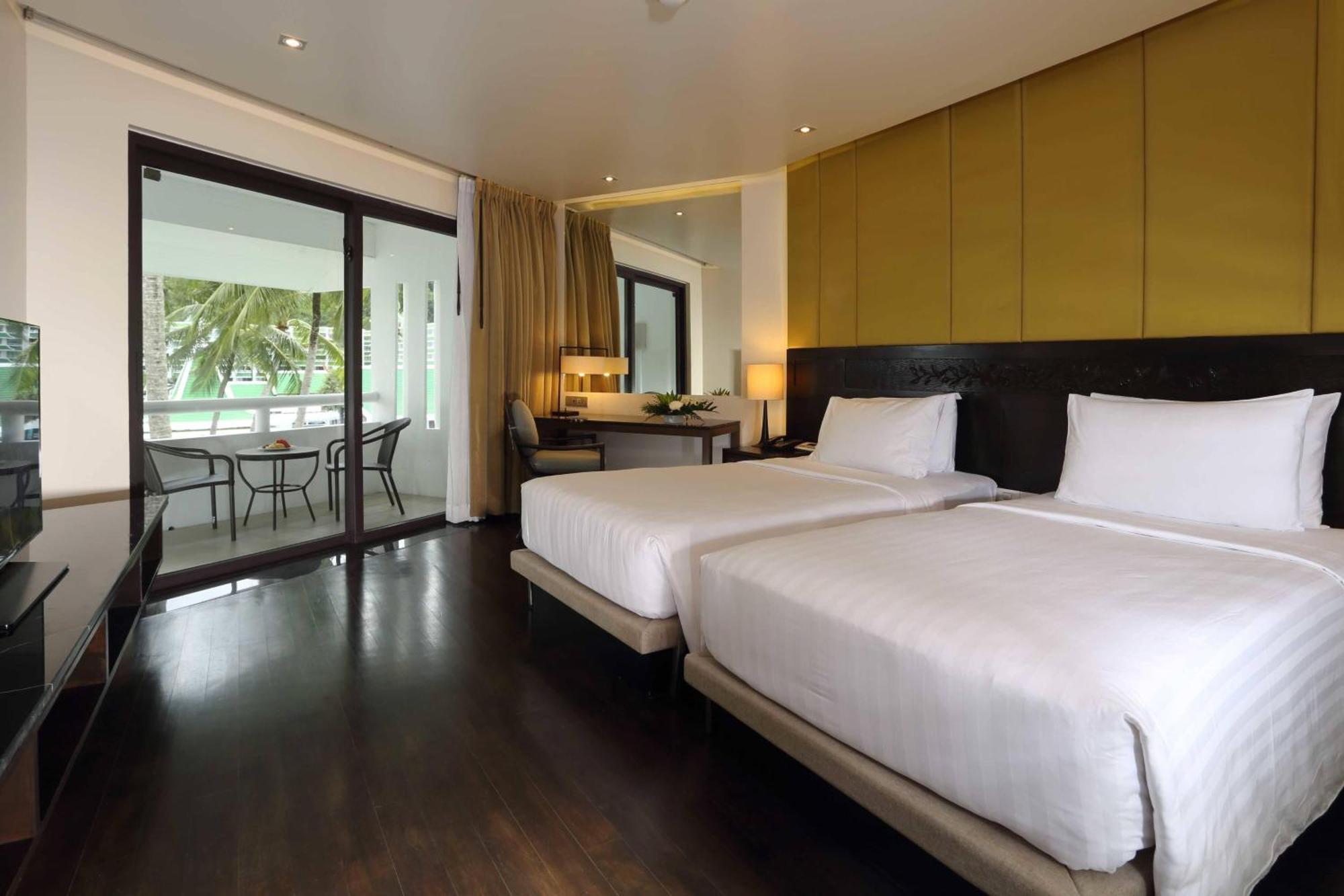 Le Meridien Phuket Karon