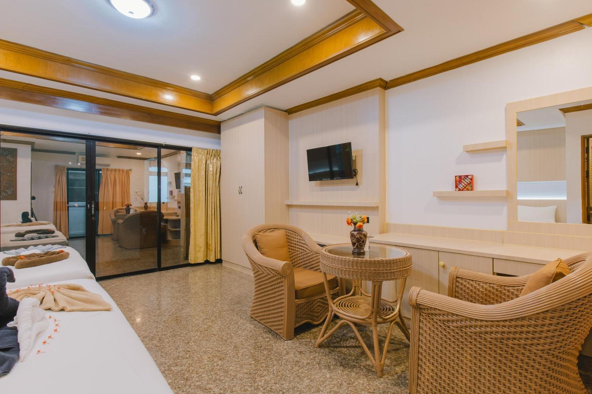 Royal Apartment