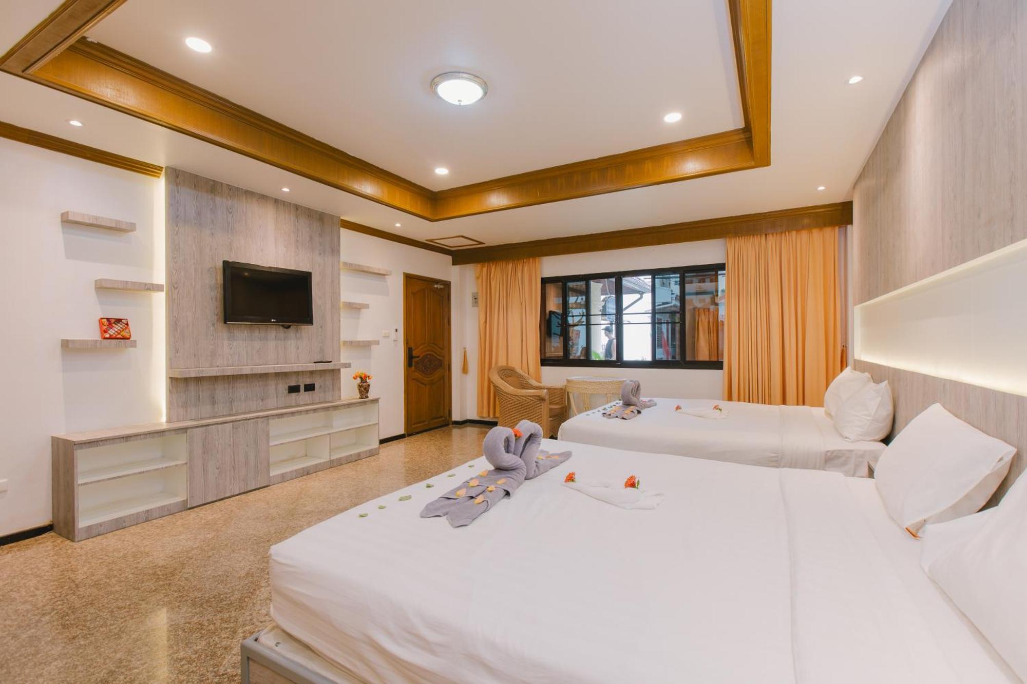 Royal Apartment *